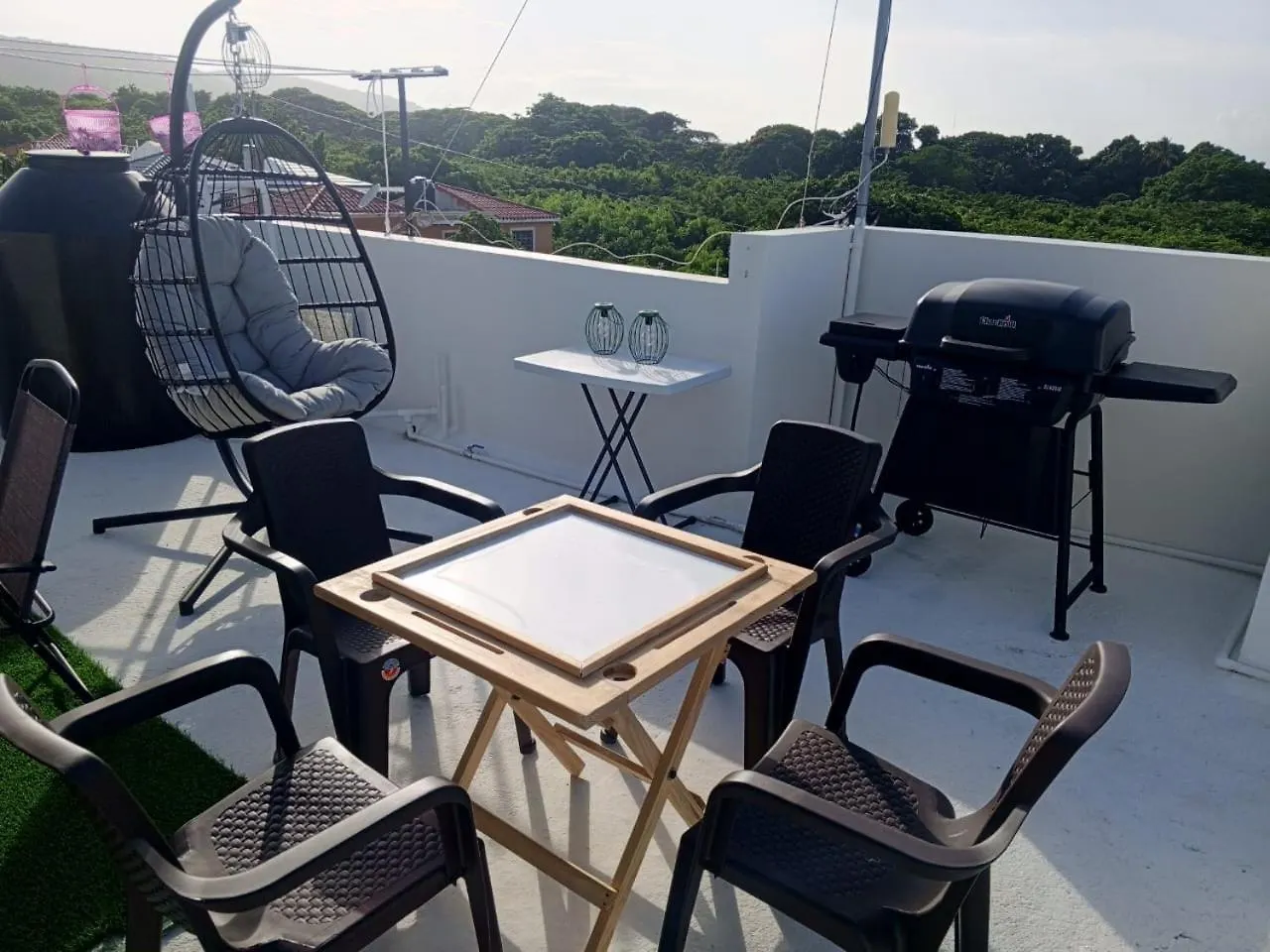 Penthouse Apartment With Bay And Mountain Views, Rooftop Bbq, Ac, Fast Wifi, Near Saladilla Beach, Barahona